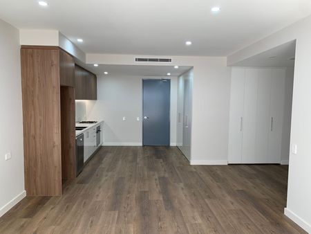 Home For Rent - Photo 2