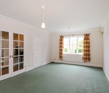 5 bedroom detached house to rent - Photo 3