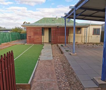 North Location - Three Bedrooms - Photo 3