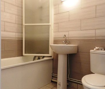 Location Appartement 1 pièce 32m² - Photo 3
