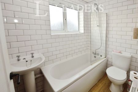 2 bedroom house to rent Alexandra Drive, Wivenhoe, Colchester, CO7 - Photo 5