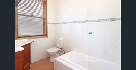 Good Sized Family Home In Great Location! - Photo 5