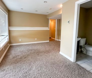 3 Bedroom End Unit Townhouse With Walkout Basement In Wildflower Co... - Photo 6