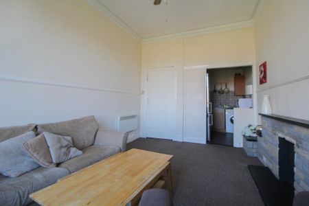 48 Govanhill Street - Photo 2