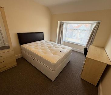 5 Bed Student Accommodation - Photo 5