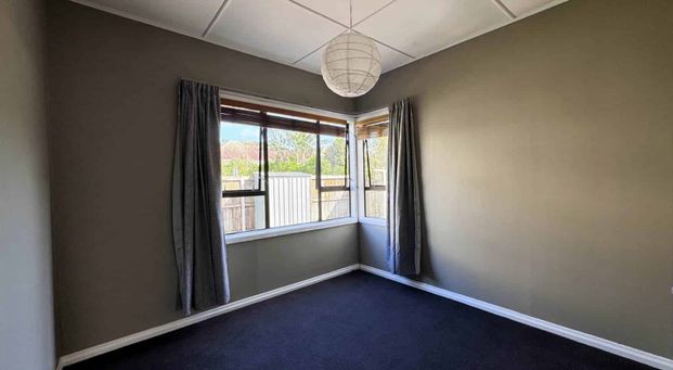 Sunny 3-Bedroom Home for Rent in Greenlane – S... - Photo 1