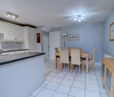 3 bedroom mid terraced house to rent - Photo 2