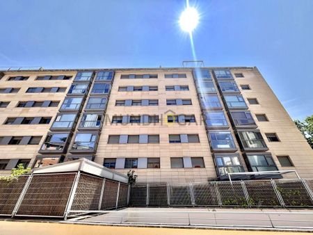 Luxury penthouse for rent in Madrid, Spain - Photo 3