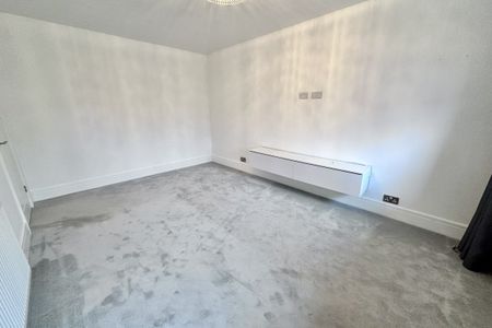 Winchester Way, Scawsby, DONCASTER - Photo 5