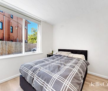 Fully Furnished 6 Month lease - Photo 5