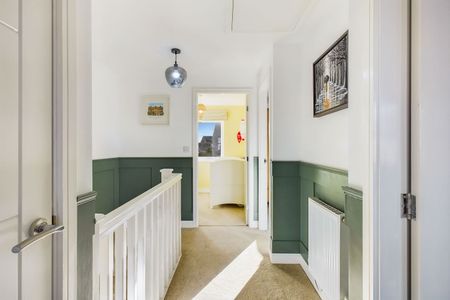 3 Bedroom - Photo 4