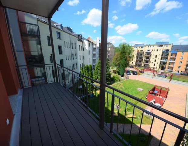 Sanierter Altbau mit Fußbodenheizung, Loggia und Parkett! - Photo 1