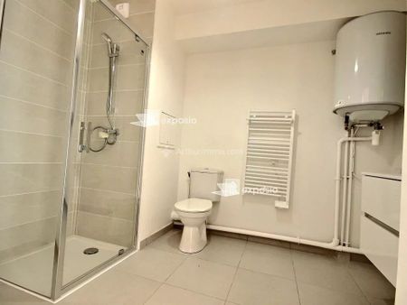 Location Appartement 1 pièces 21 m2 à Asnières-sur-Seine - Photo 2