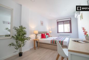 madrid, Community of Madrid 28033