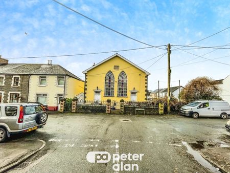 Queen Street, Tongwynlais, CARDIFF - Photo 5