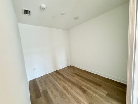 For Lease - 86 Dundas Street Unit# 806, Mississauga, Ontario - Photo 5