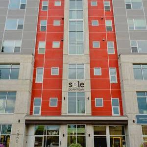 2 Bed 1 Bath Condo for Rent Downtown Kelowna - Photo 3