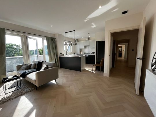 3 Bed Flat, Kilburn High Road, NW6 - Photo 1