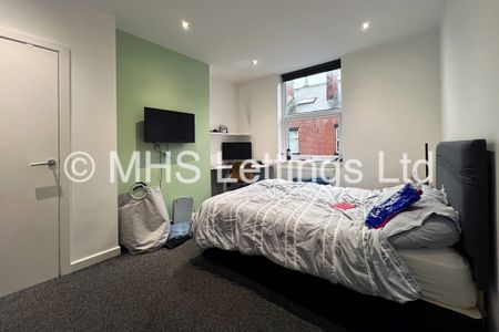 2 Bedroom Mid Terraced House for rent in Meadow View - Photo 4
