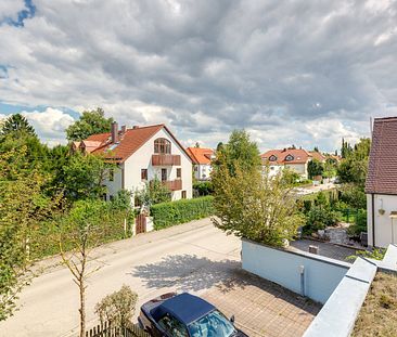 Mit sehr gutem Grundriß und Balkon: Wohnung auf Zeit - Foto 1