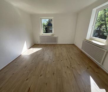 Renovierte 3-Zimmer-Wohnung mit Küche im Jadeviertel zu vermieten! - Foto 3