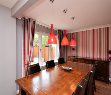 4 bedroom detached house to rent - Photo 3