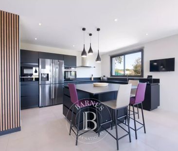 LOCATION SAISONNIÈRE - SAINTE-MAXIME - VILLA MODERNE APERÇU MER - C... - Photo 2