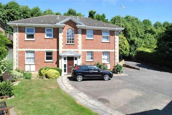 Bridge House, Woodbury Park Road, Tunbridge Wells, Kent, TN4 - Photo 1