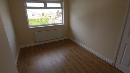 3 Bedroom Town House - Photo 5