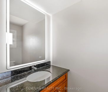 53 Lyndale Crescent - Photo 2