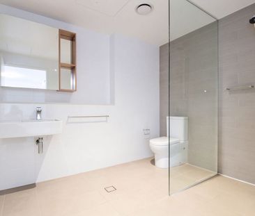 Modern & Convenient Apartment in the Heart of West Ryde - Photo 4
