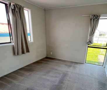 110 Bruce McLaren Road, Henderson - Photo 5