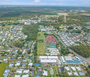 Relaxed Lifestyle Living in the Heart of Beerwah - Photo 2