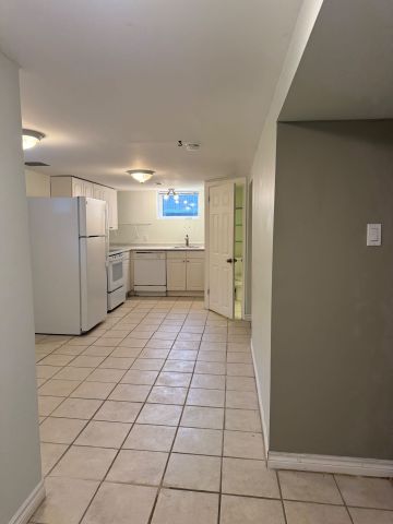 For Lease - 11 Thorncroft Crescent, Ajax, Ontario - Photo 5