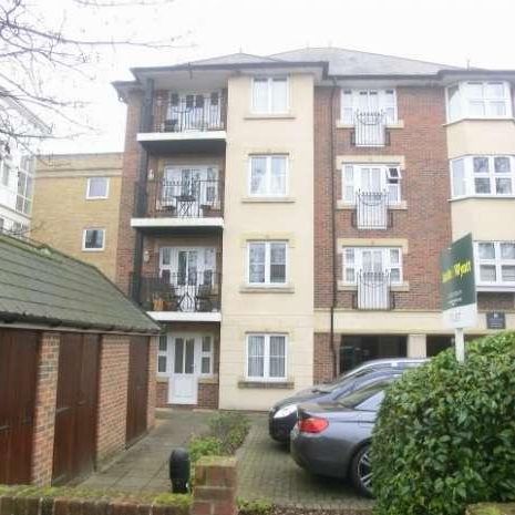 Winn Road Highfield Southampton, SO17 - Photo 1