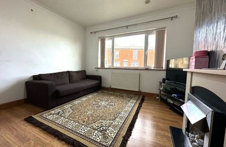 Leopold Road, Blackburn. Lancs. BB2 6EH - Photo 2