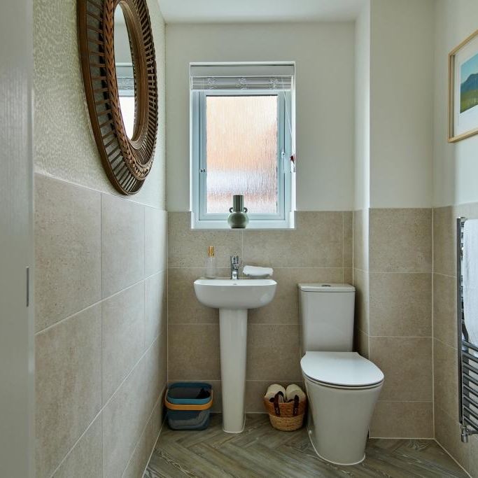 3 bedroom end of terrace house to rent - Photo 1