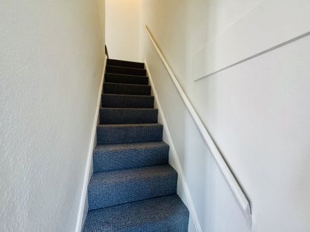 Jubilee Crescent, Wellingborough - Photo 2