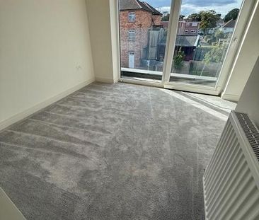 4 bedroom townhouse to rent - Photo 5