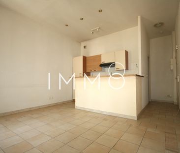 Location Appartement 2 pièces 33m² MARSEILLE 5ème - Photo 1