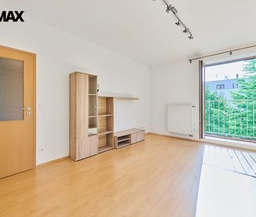 Pronájem bytu 2+kk v osobním vlastnictví 46 m², Zbuzany - Photo 4