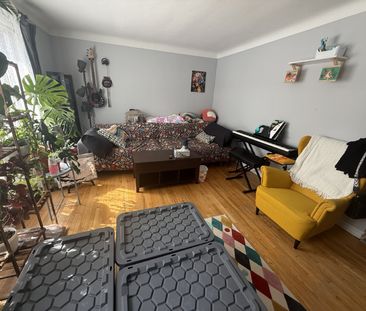 2 - 213 Glynn Avenue - Photo 1