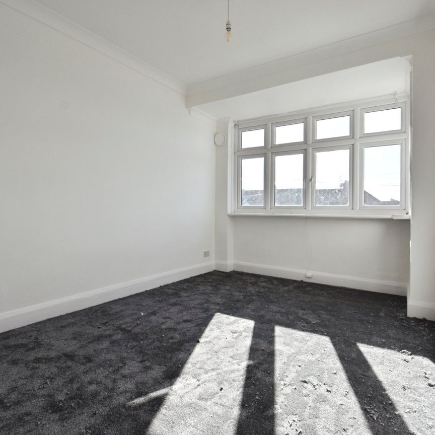 End Of Terrace House to rent - Lyndon Avenue, Sidcup, DA15 - Photo 1