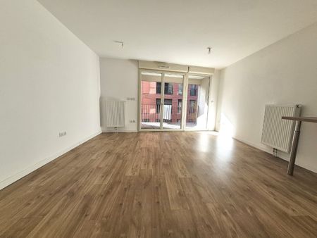 Location Appartement 2 pièces 47m² ST ANDRE LEZ LILLE 59350 - Photo 2