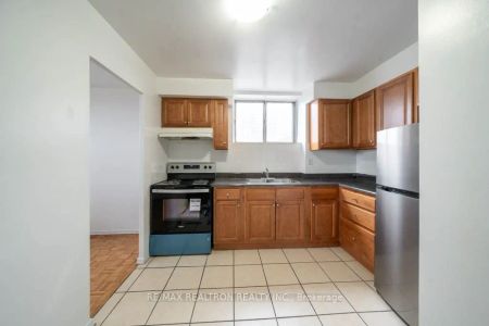 1042 Sheppard Avenue W #G2 - Photo 5