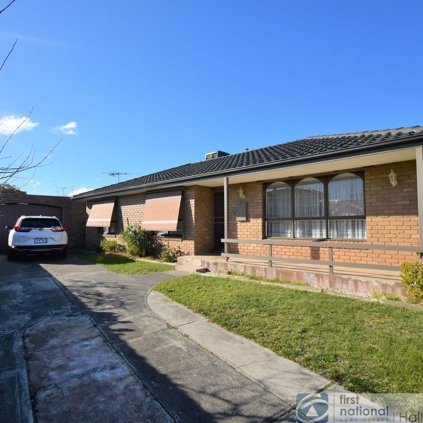 39 Turramurra Drive, 3173, Keysborough Vic - Photo 1