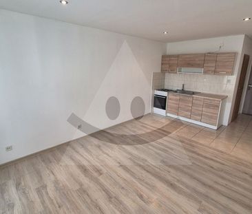 Garsónka s loggiou / 27 m2 / - Bytča - Photo 1