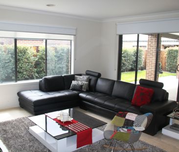 108 Fongeo Drive, Point Cook VIC, Belconnen - Photo 1