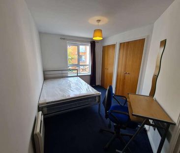 Mallow Street, Hulme, Manchester, M15 - Photo 3