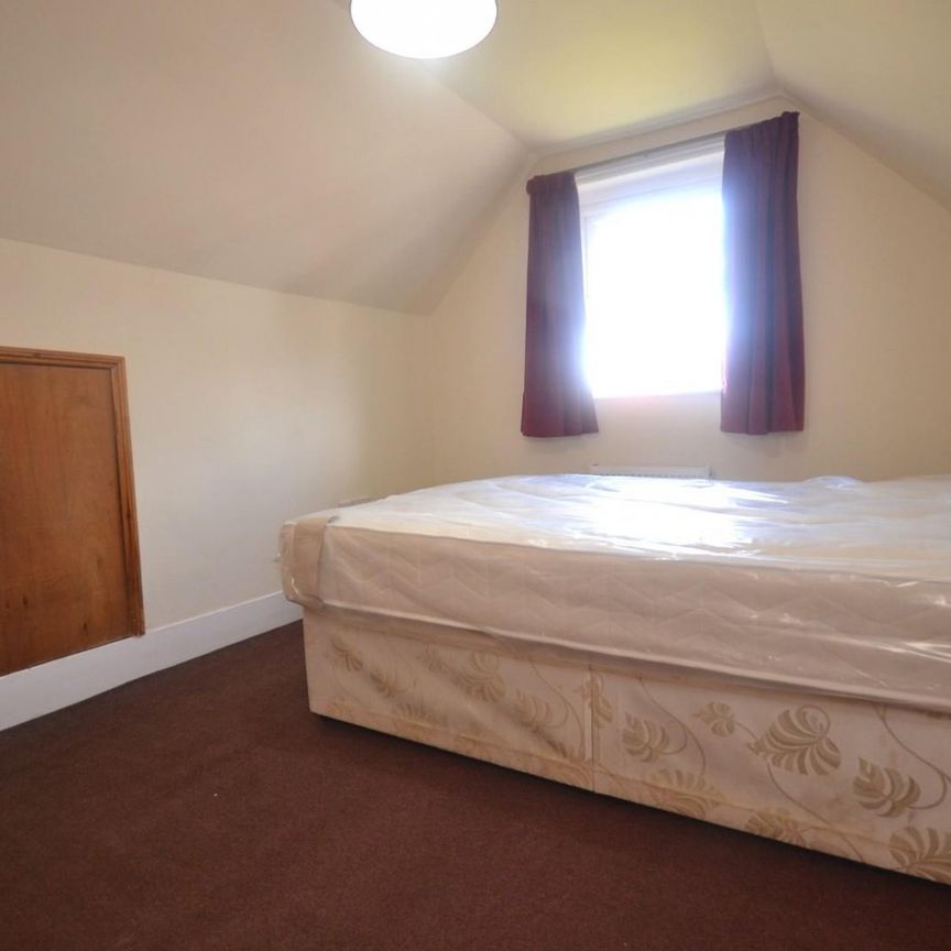 1 bedroom Flat To Let - Photo 1